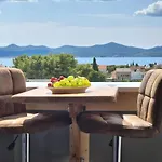 Apartmán In With Sea View, Balcony, Air Conditioning, Wifi 5114-1 Zadar