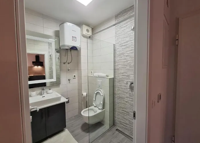 아파트 In With Sea View, Balcony, Air Conditioning, Wifi 5114-1 *