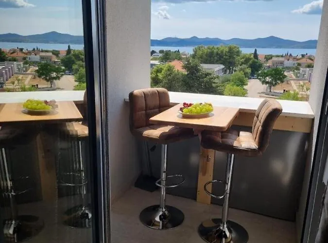 In With Sea View, Balcony, Air Conditioning, Wifi 5114-1 아파트 자다르